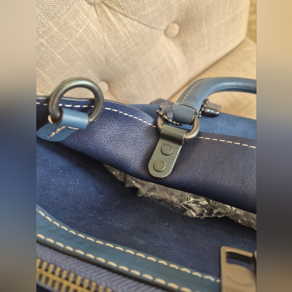 Authentic Coach Navy Blue Suede And Leather 1941 Rogue 36 Tote Bag - Picture 2 of 16
